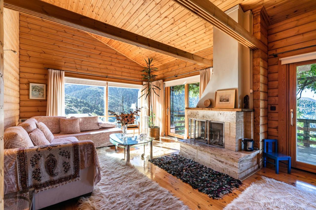 Luxury On Mountain With Great View Chalet Kalavryta